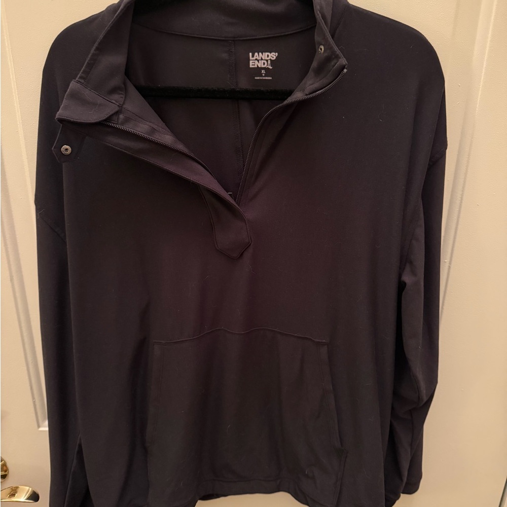Lands' End Black Crew Pullover